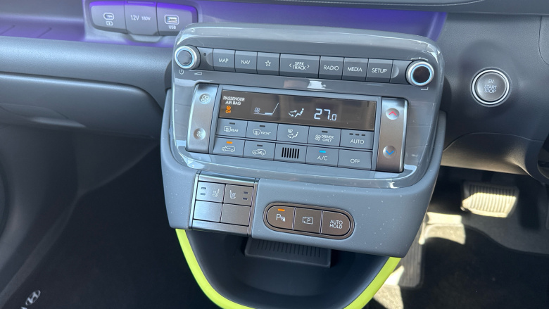 Hyundai INSTER 85kW Cross 49kWh 5dr Auto Electric Hatchback